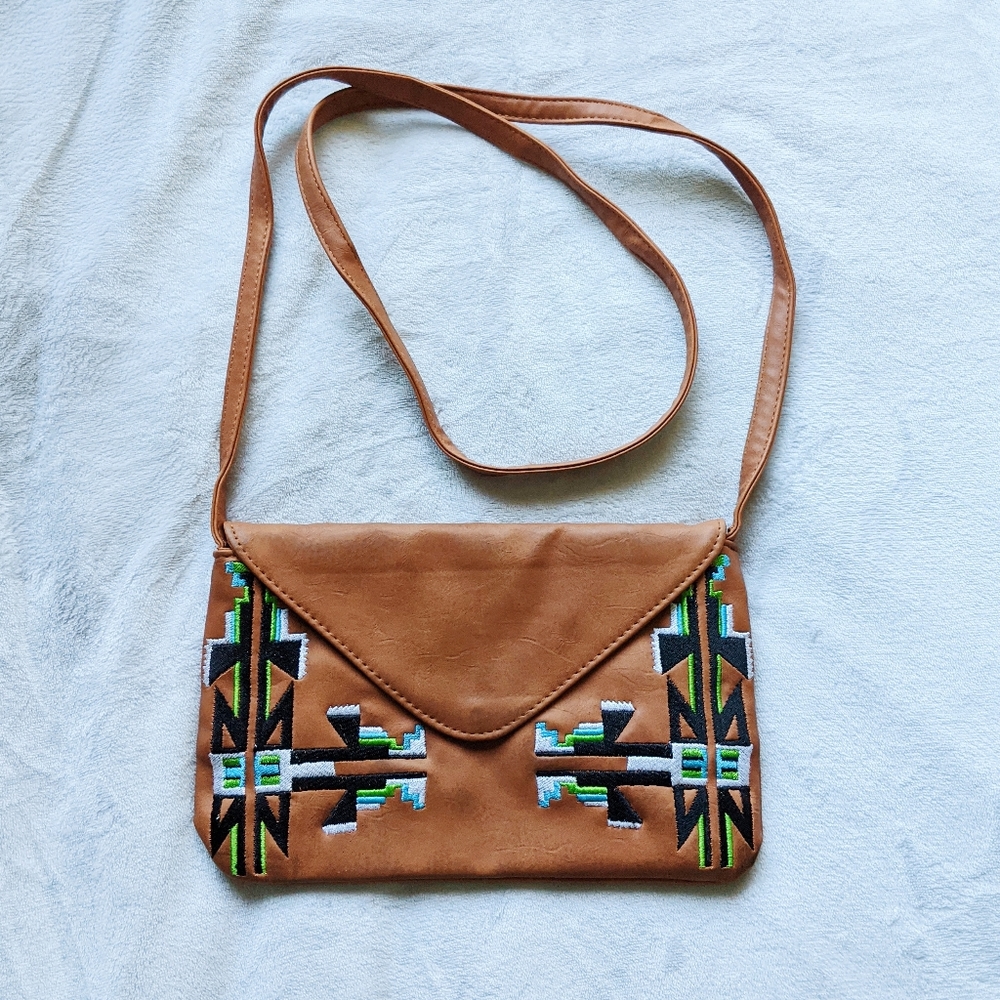 🌻🌼5 for $15🌼🌻 Tribal Print Purse